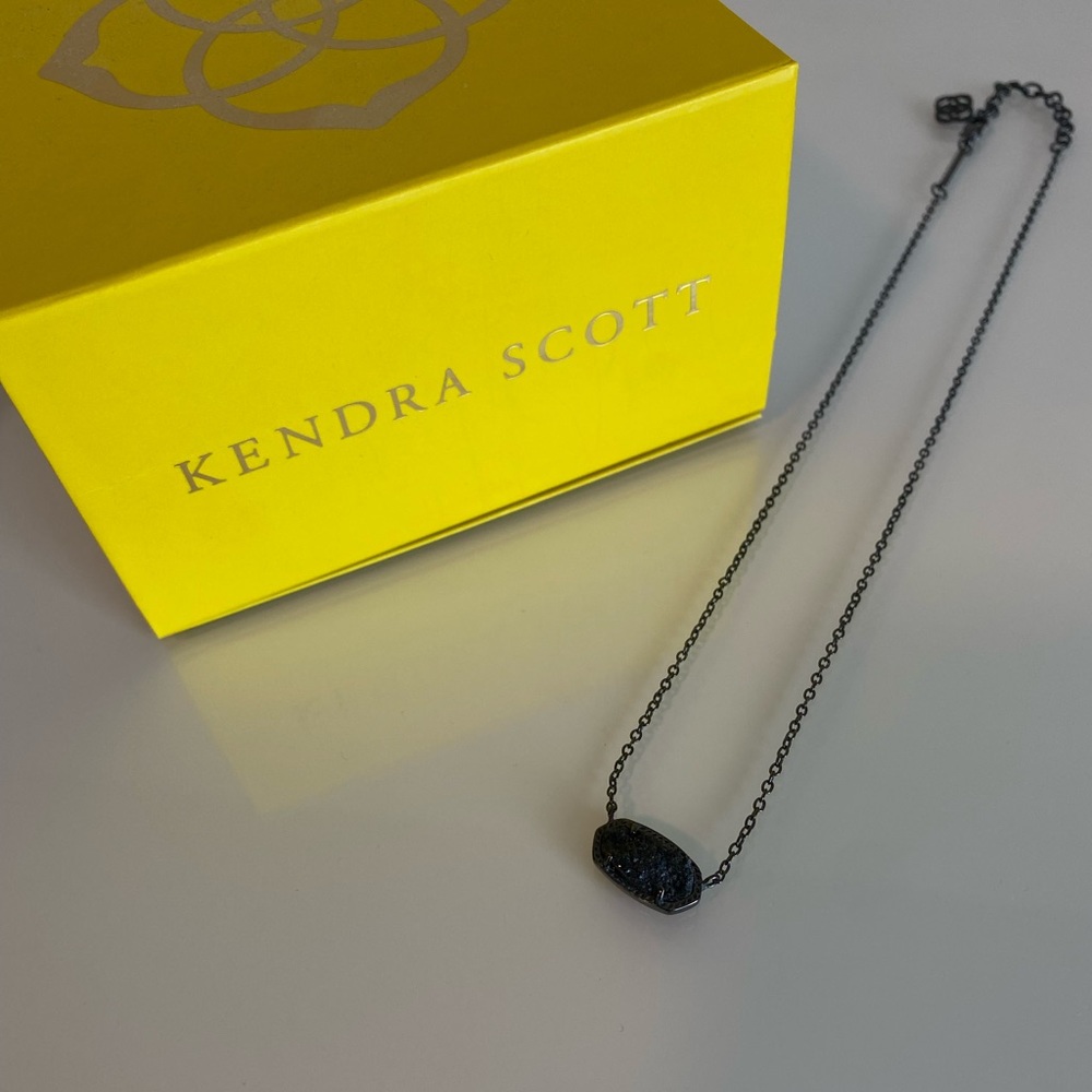 Kendra Scott Necklace